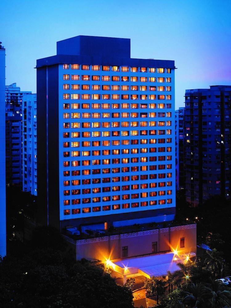 President - Ihcl Seleqtions Hotel Mumbai Exterior photo